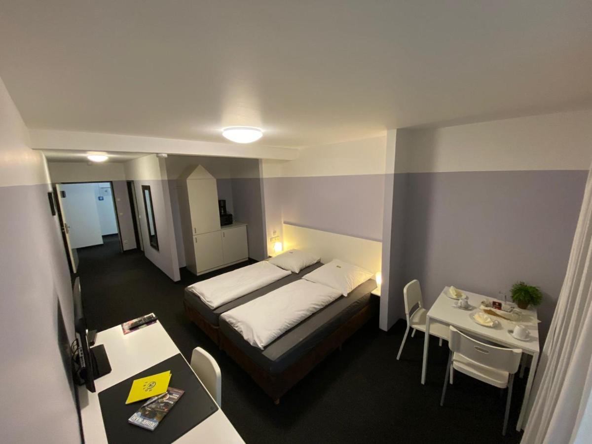 Hotel U. + Apartments 뮬하임안더루 외부 사진