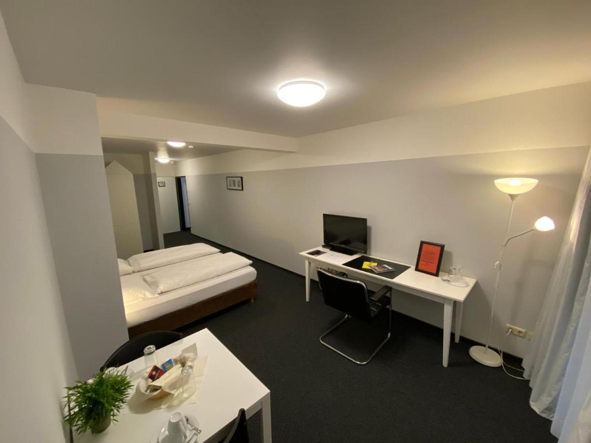 Hotel U. + Apartments 뮬하임안더루 외부 사진