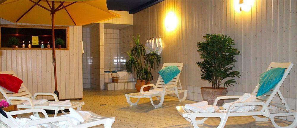 Hotel U. + Apartments 뮬하임안더루 외부 사진